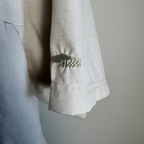 Avia Men's Medium Camp Shirt Outdoor Short Sleeve Button Up Beige Hiking Camping - Picture 3 of 11